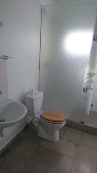  Appartement à louer 2 pièces 37 m²