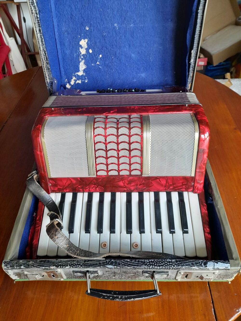 accord&eacute;on diatonique en bon &eacute;tat Instruments de musique