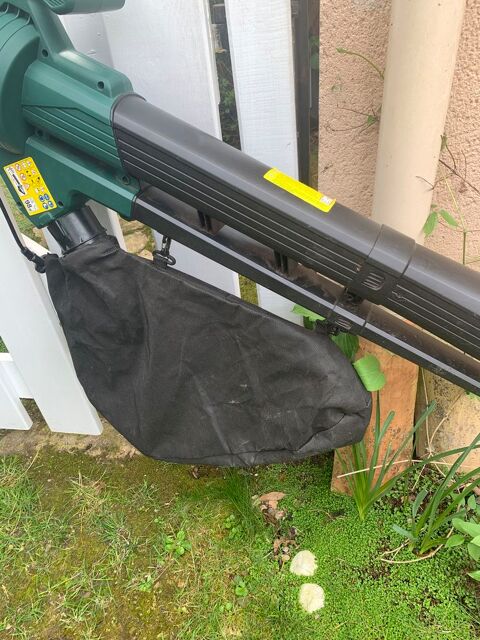 Souffleur/Aspirateur broyeur lectrique 25 Neuville-sur-Oise (95)