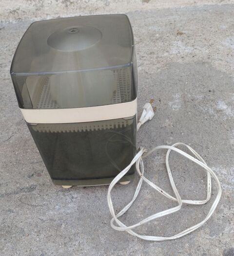 Presse agrumes 5 Le Grau-du-Roi (30)