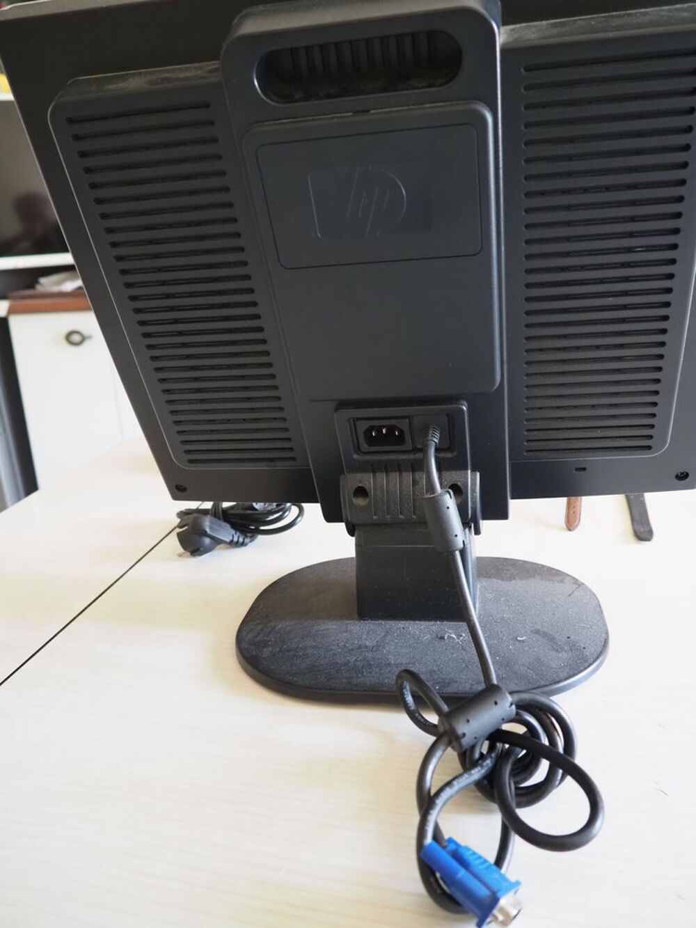 Ecran SVGA H.P. Matériel informatique