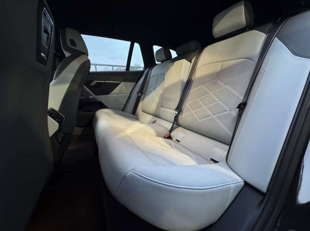 S&eacute;rie 5 Touring 550e xDrive PHEV 489 ch BVA8 M Sport 2024 occasion 59000 Lille