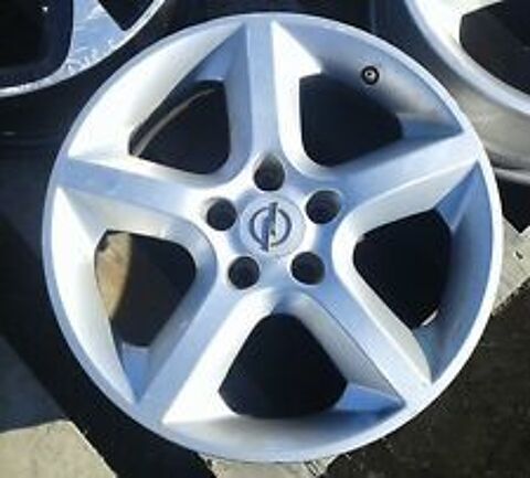 JANTES OPEL ZAFIRA B 5 TROUS 0 Sainte-Suzanne (97)