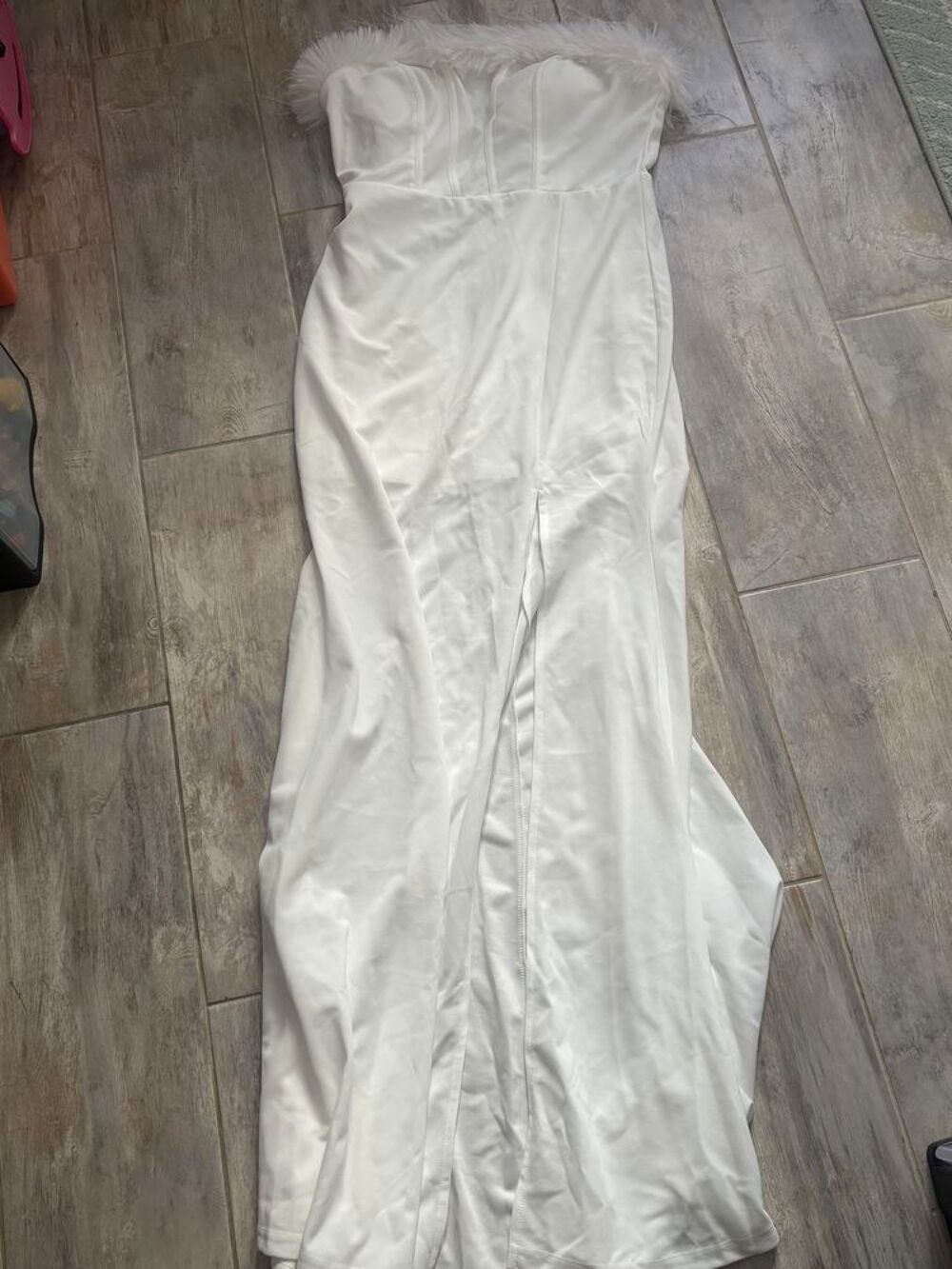 Robe blanche de mari&eacute;e Vêtements