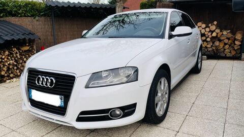 Audi A3 Sportback 1.2 TFSI 105 Attraction S tronic 2011 occasion Ecquevilly 78920