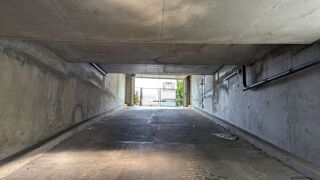  Parking / Garage à louer 14 m²