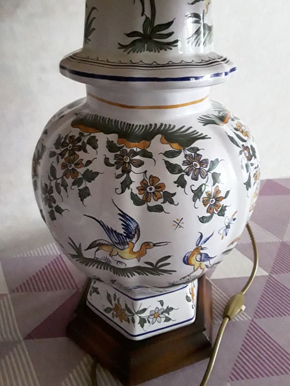 Lampe ancienne sur pied Décoration