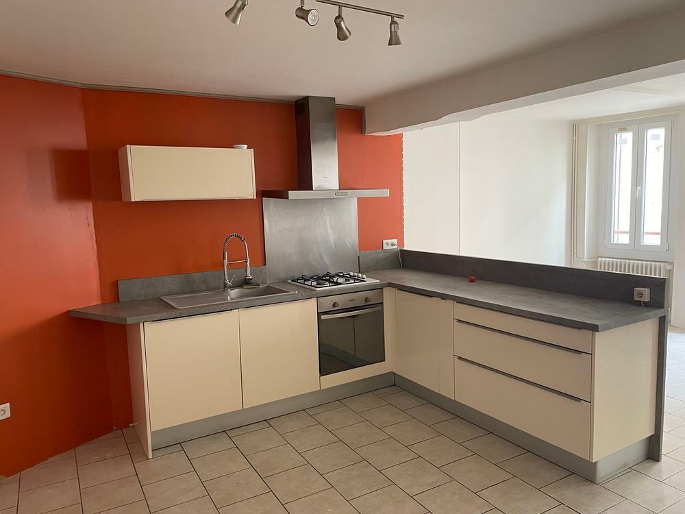 Location Maison 3 chambres Villeneuve sur Yonne excellent etat Villeneuve-sur-yonne