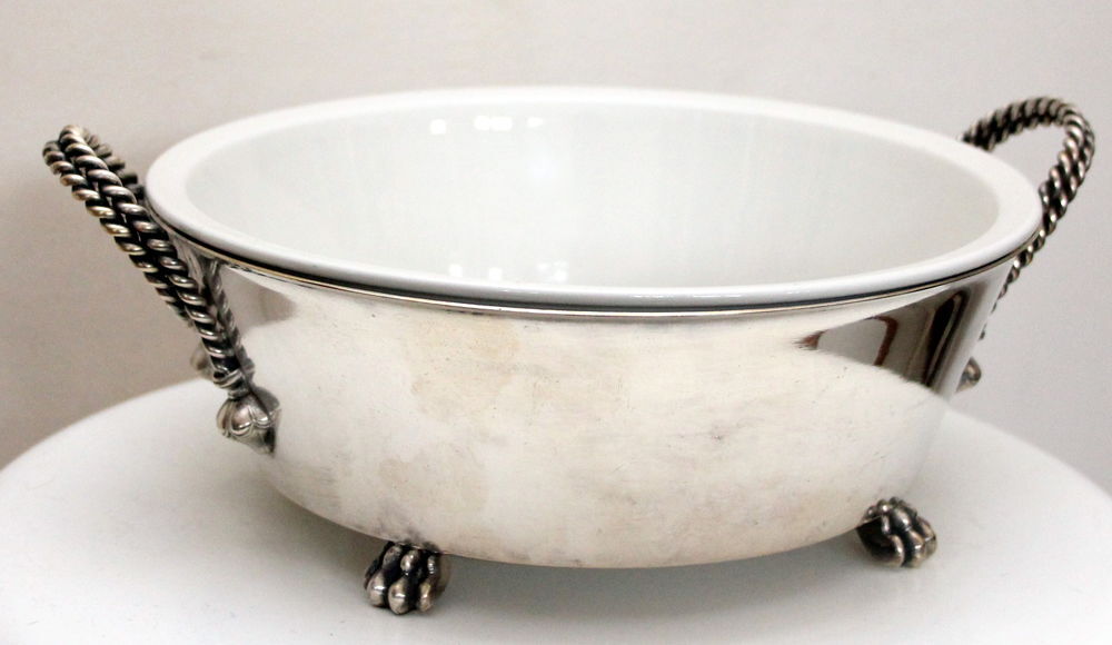 L&eacute;gumier Orf&egrave;vrerie PLASAIT, c&eacute;ramique VILLEROY &amp; BOCH Cuisine