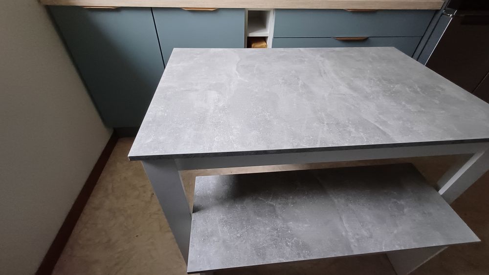 TABLE Meubles