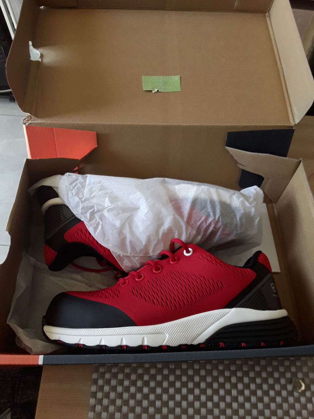 Chaussures de s&eacute;curit&eacute; Chaussures