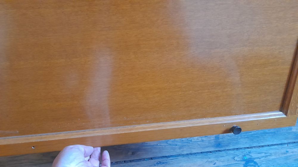 MEUBLE BOIS MASSIF VERNI L160 X H 124 X P 49 Meubles