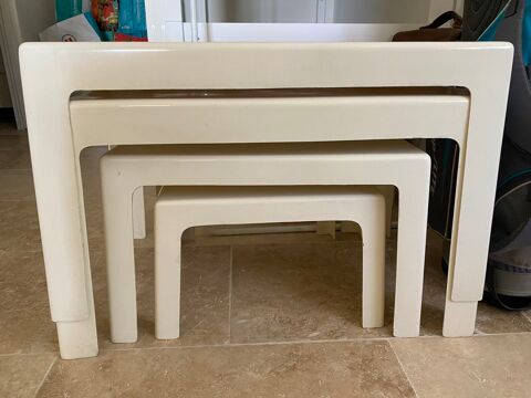 Lot de 4 tables basses design vintage annes 70 en fibre de verre blanc cass 459 Villefranche-sur-Mer (06)
