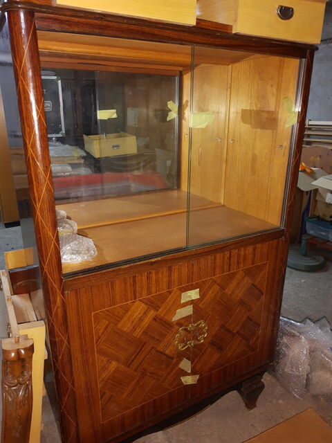 Buffet vitr avec design en marqueterie 150 Bavilliers (90)
