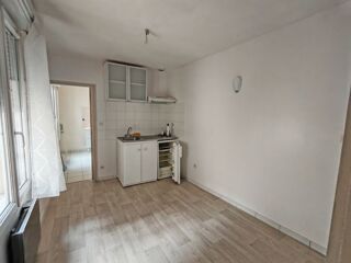  Appartement à louer 1 pièce 27 m²
