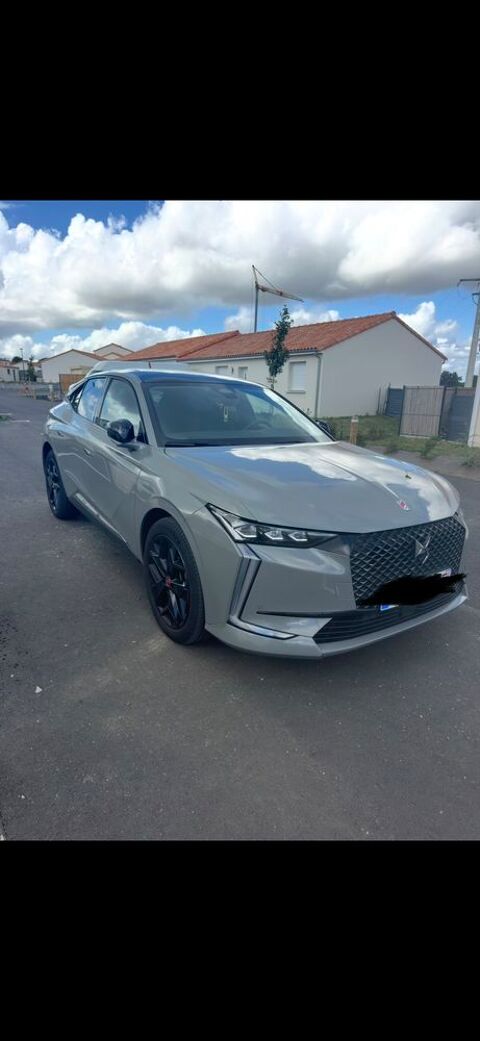 Citro&euml;n DS4 DS 4 BlueHDi 130 EAT8 Performance Line+ 2022 occasion La Regrippi&egrave;re 44330