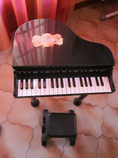 Symphonie Grand Piano Set 25 Bessires (31)