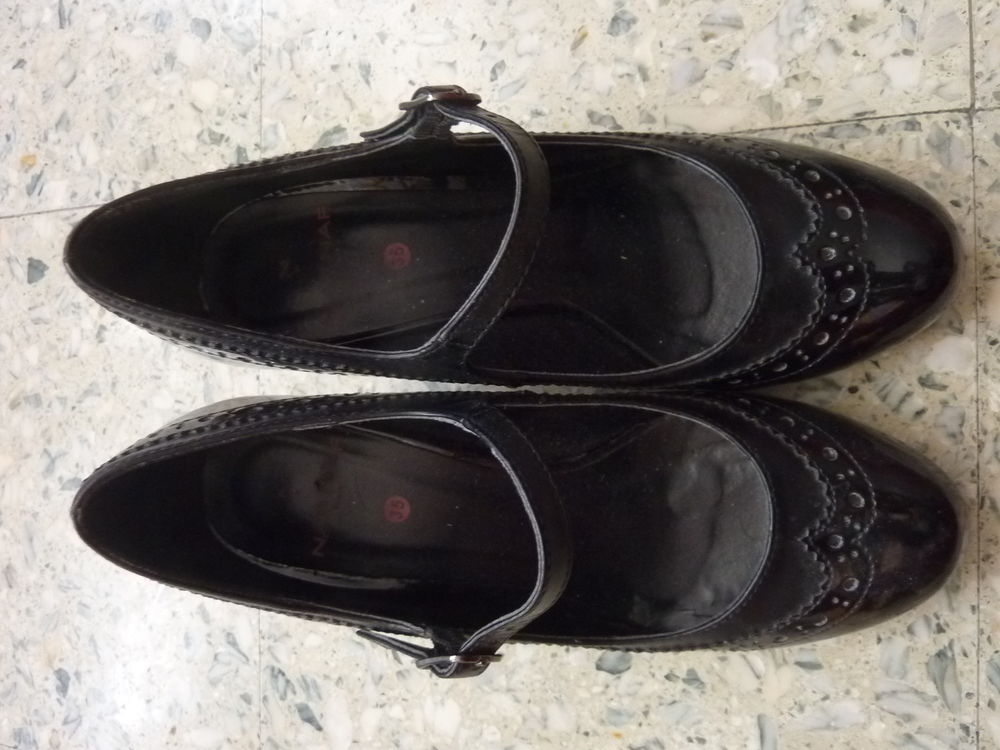 Escarpins &agrave; brides Chaussures
