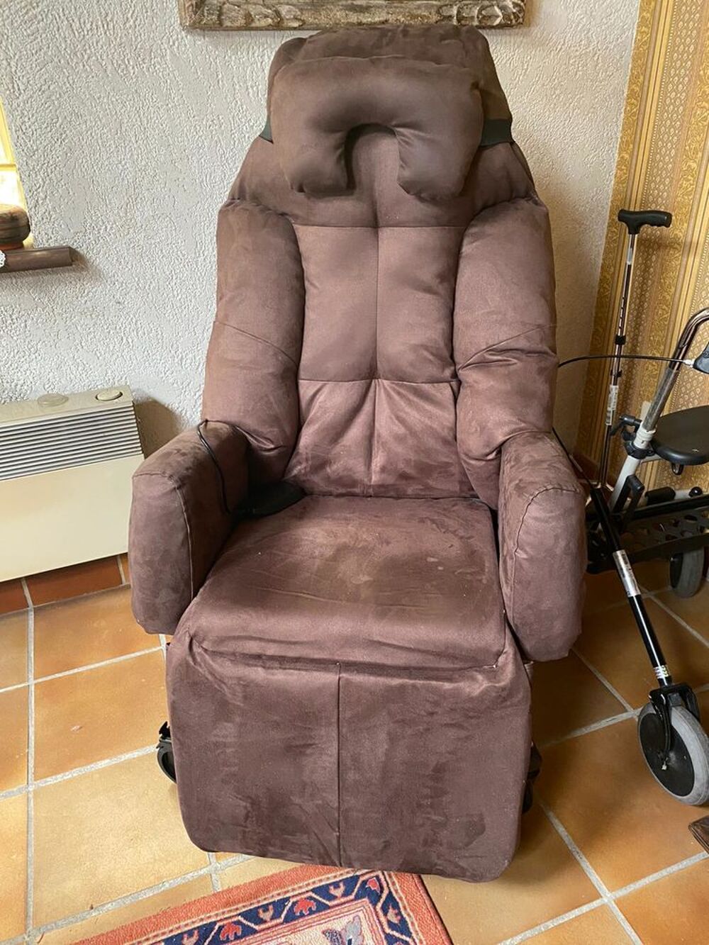 Fauteuil m&eacute;dicalis&eacute; Meubles