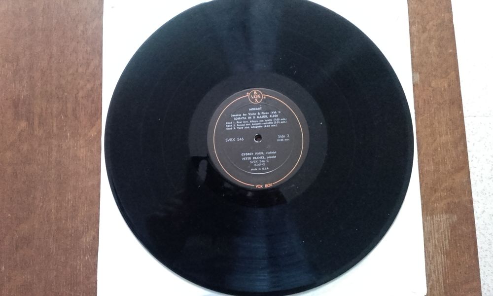 Coffret de 3 vinyles (33 T)
MOZART CD et vinyles
