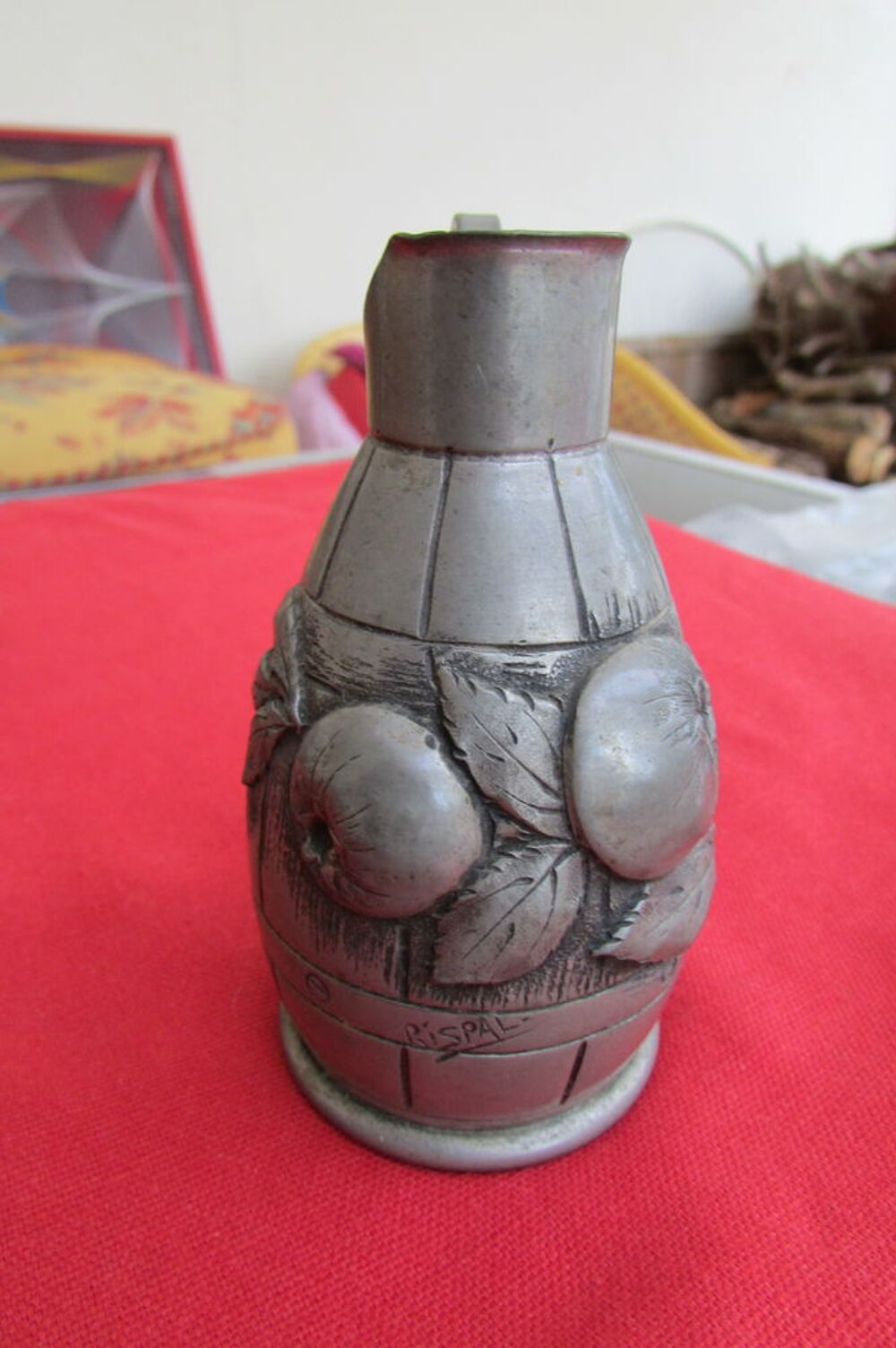 Vase et pichet en &eacute;tain &quot;RISPAL&quot; Dcoration