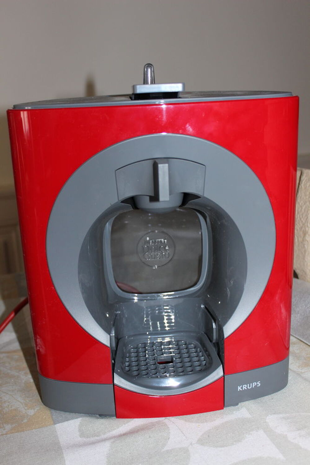 Machine &agrave; caf&eacute; Dolce Gusto Oblo Rouge Electromnager