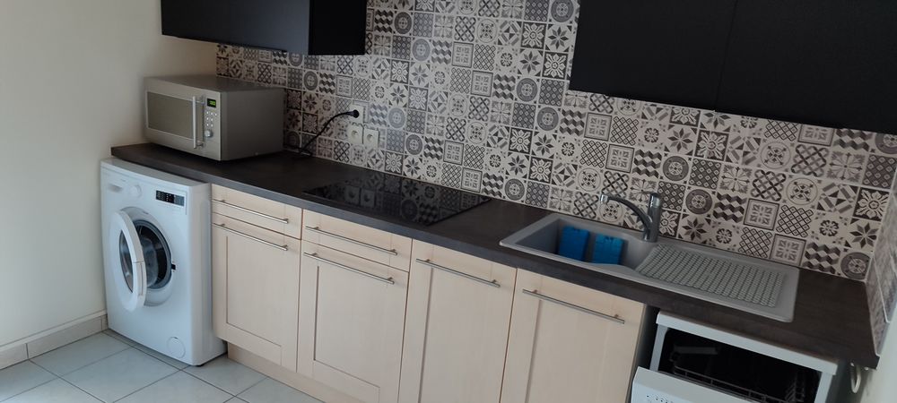 Vente Appartement grand T2 meublé avec cave Bassens