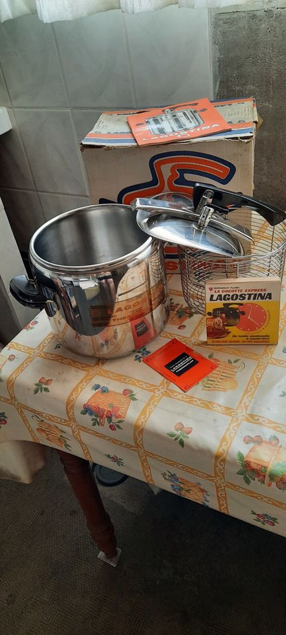 COCOTTE EXPRESS LAGOSTINA Cuisine