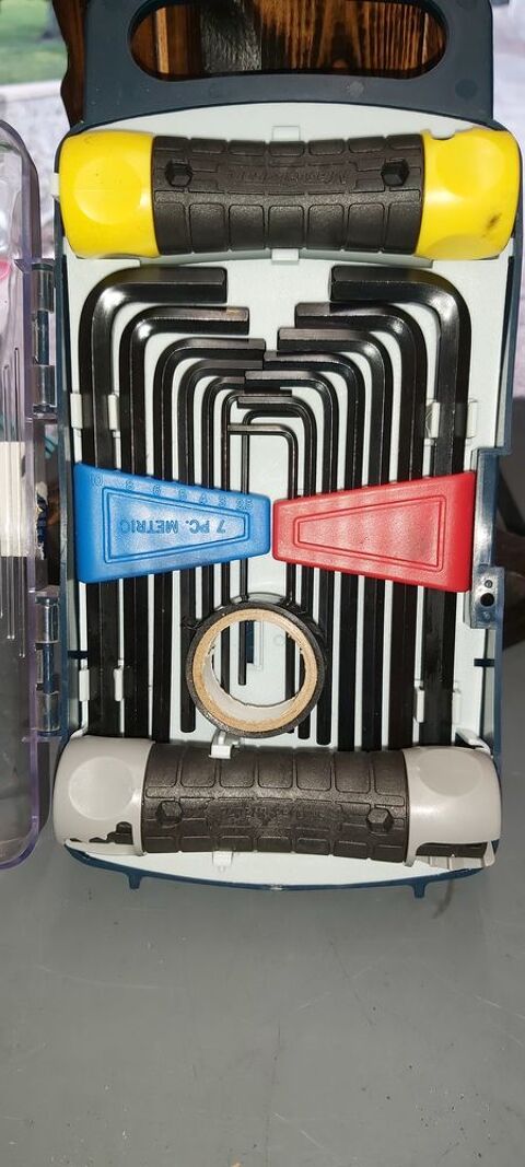 Cl�s  AlLLEN   M�trique et  Imp�rial 15 Penne-d'Agenais (47)