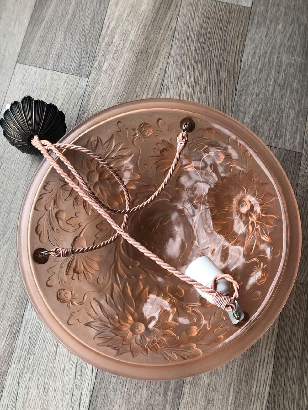 Suspension art nouveau pate de verre rose diam&egrave;tre 35 cm Décoration