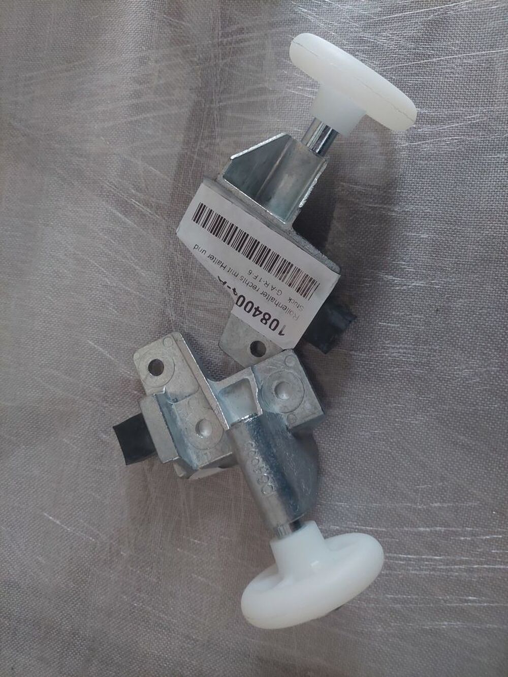 Roulettes de guidage porte de garage avec supports m&eacute;talliqu Bricolage