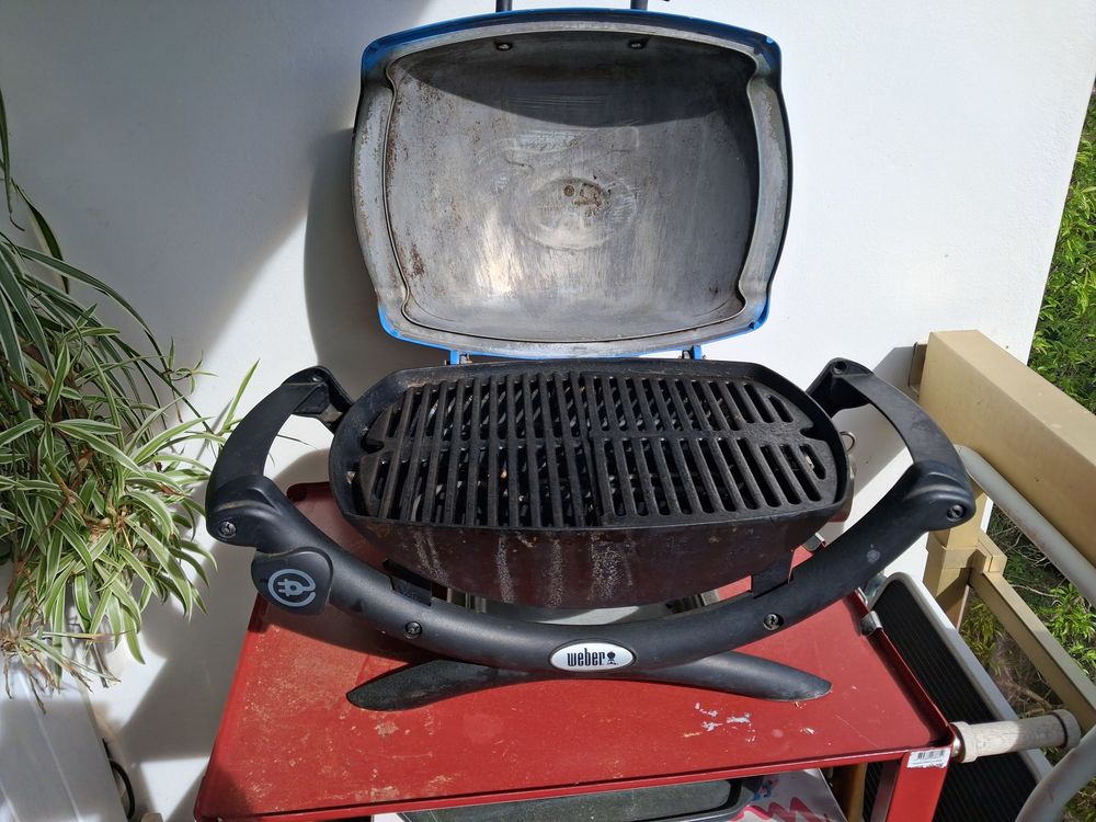 barbecue grille electrique Weber Cuisine