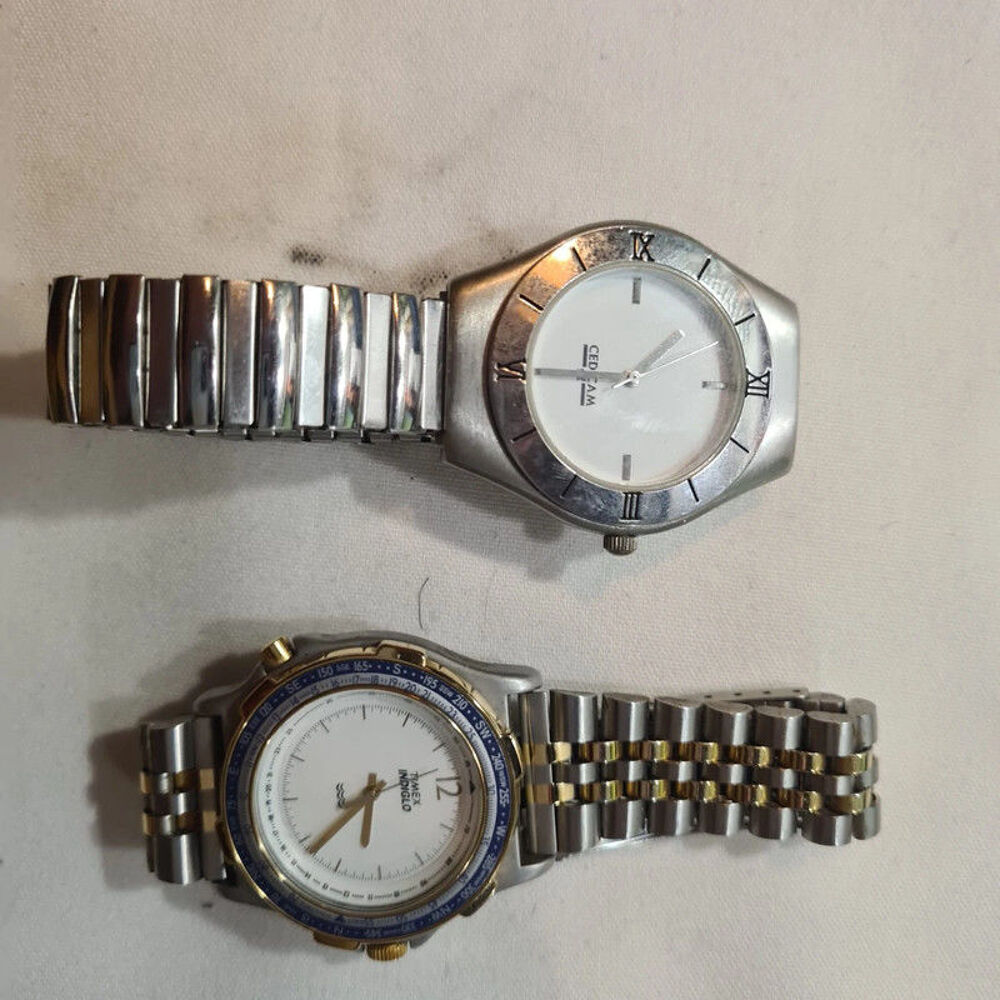 NEUF Montres bracelets pour collectionneur Bijoux et montres