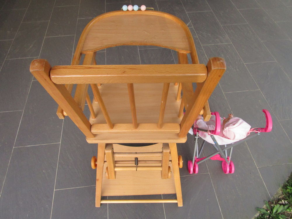 CHAISE HAUTE BEBE+POUSSETTE+BAIGNEUR Puériculture