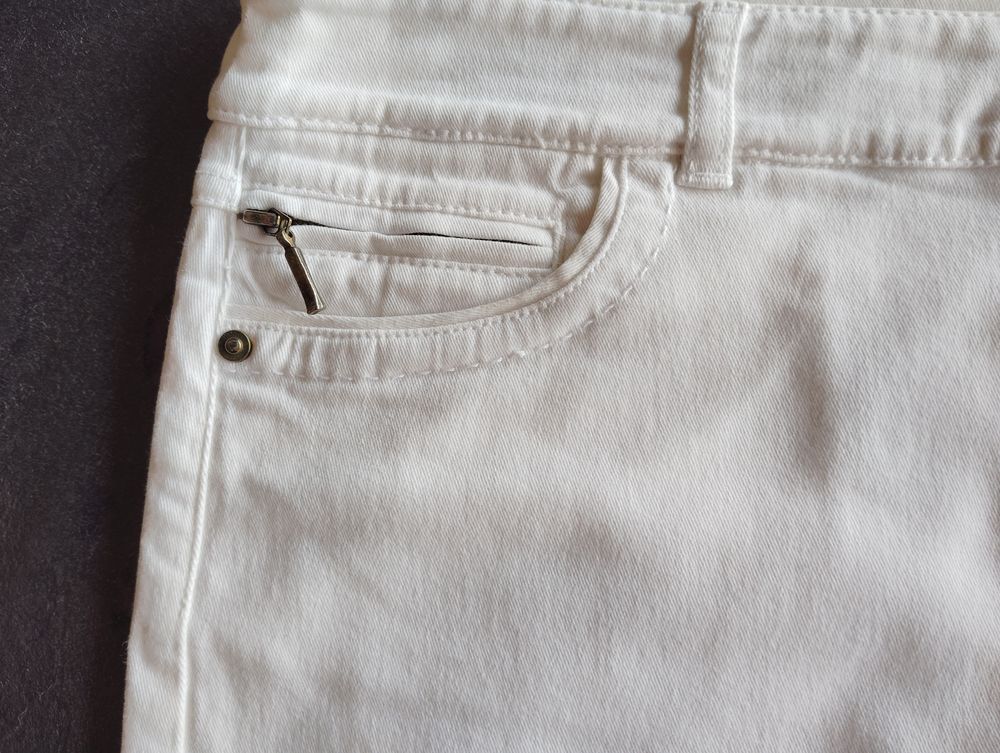 Jupe courte blanche Grain de malice Taille 40 Vêtements