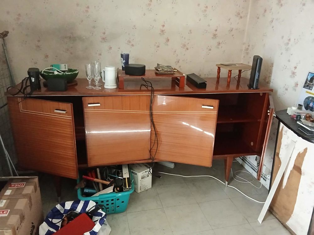 suite d&eacute;c&egrave;s et amateurs fant&ocirc;me Meubles