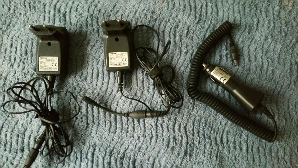 chargeur Nokia , voiture et secteur Téléphones et tablettes