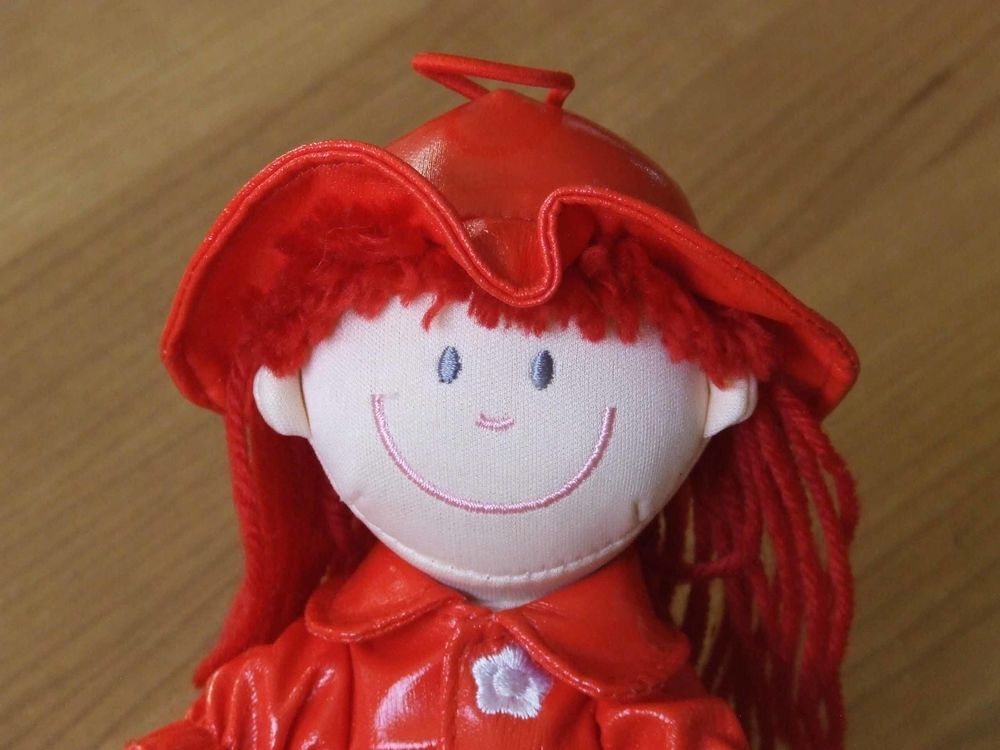 Doudou, Poup&eacute;e de chiffon rouge, Norme CE, TBE Jeux / jouets