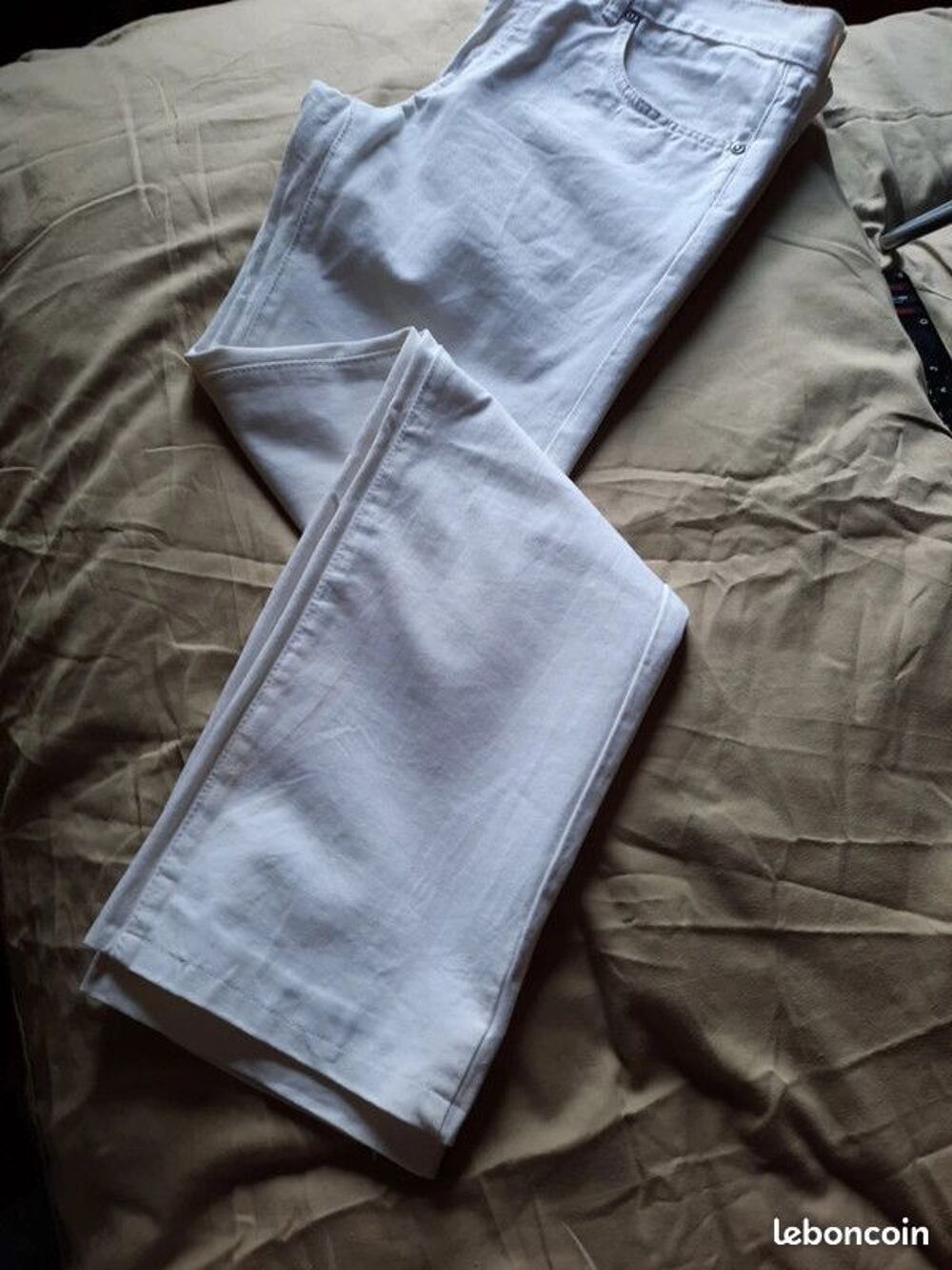jeans blanc 
Marque Jules
Straight
Vêtements