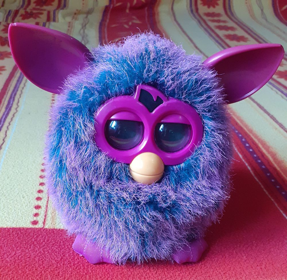 FURBY interactifs (&agrave; l'unit&eacute; o&ugrave; par lots de deux) Jeux / jouets