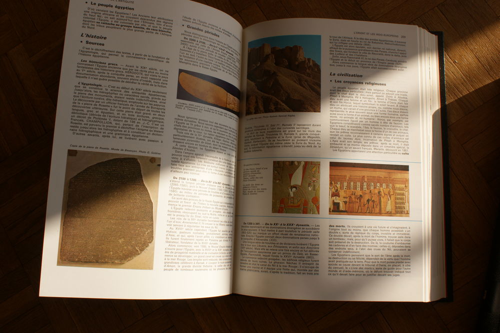 ENCYCLOPEDIE QUILLET Livres et BD