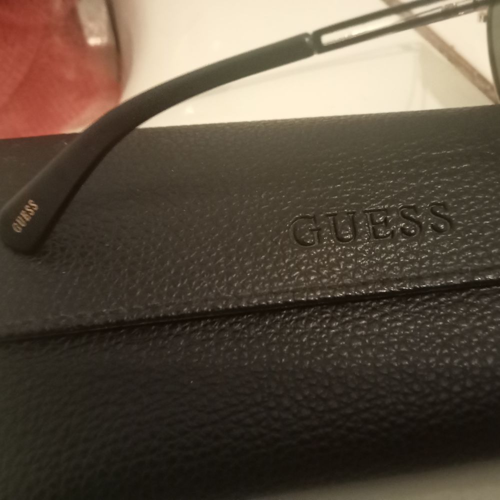 Lunettes GUESS Maroquinerie