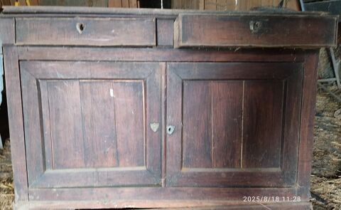 Buffet bas ancien 0 Lanouaille (24)