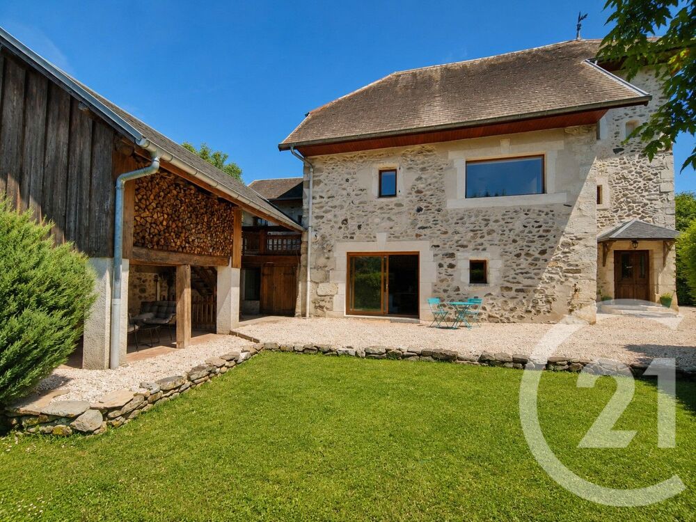 Maison 10 pièces 316 m² · à Grésy-sur-Aix · 316 m² · 659 000 €