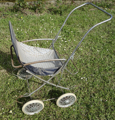Poussette ancienne, pour collectionneur 20 Villemomble (93)
