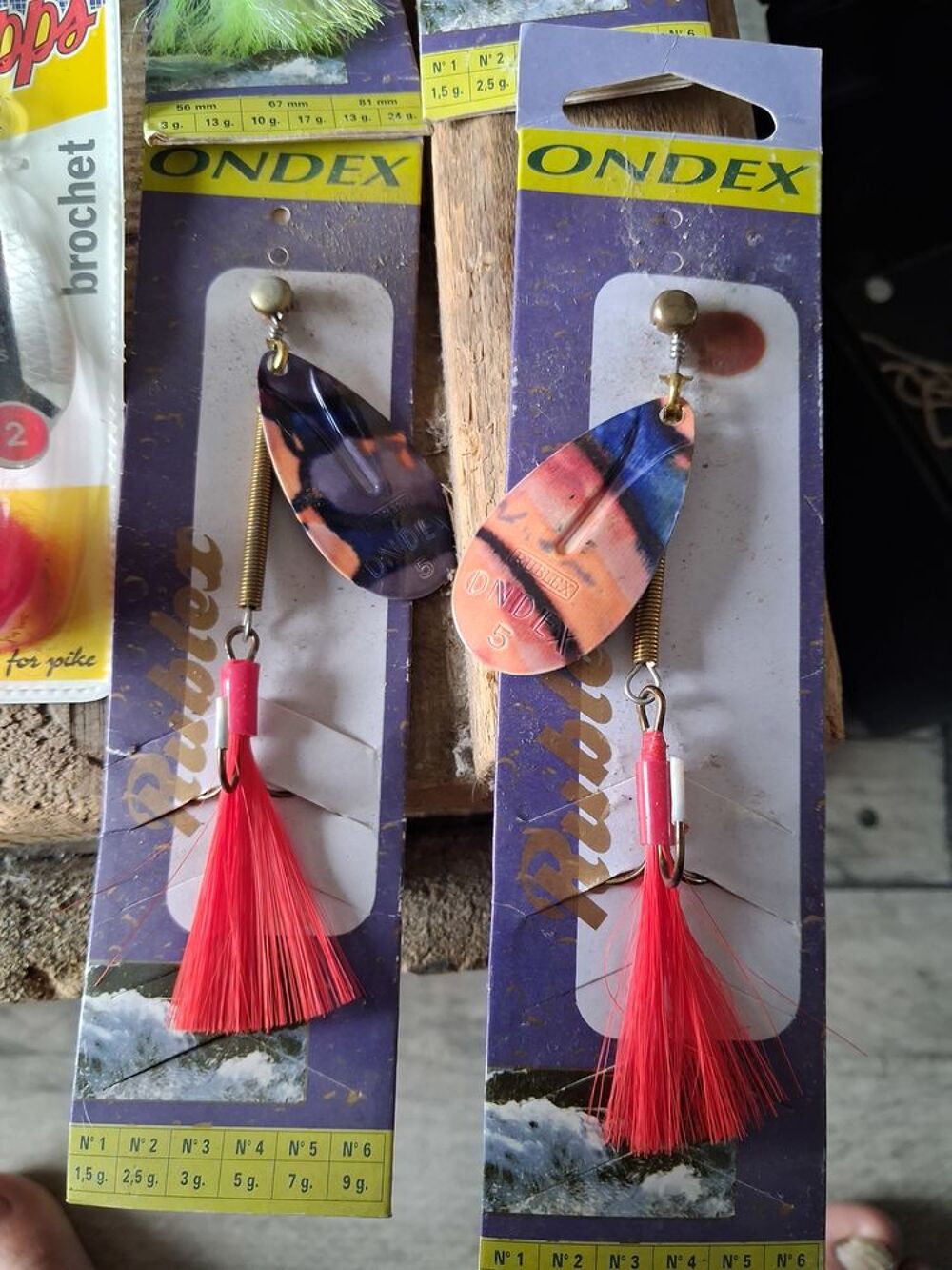Lot mat&eacute;riel de p&ecirc;che avec 2 lancers Sports