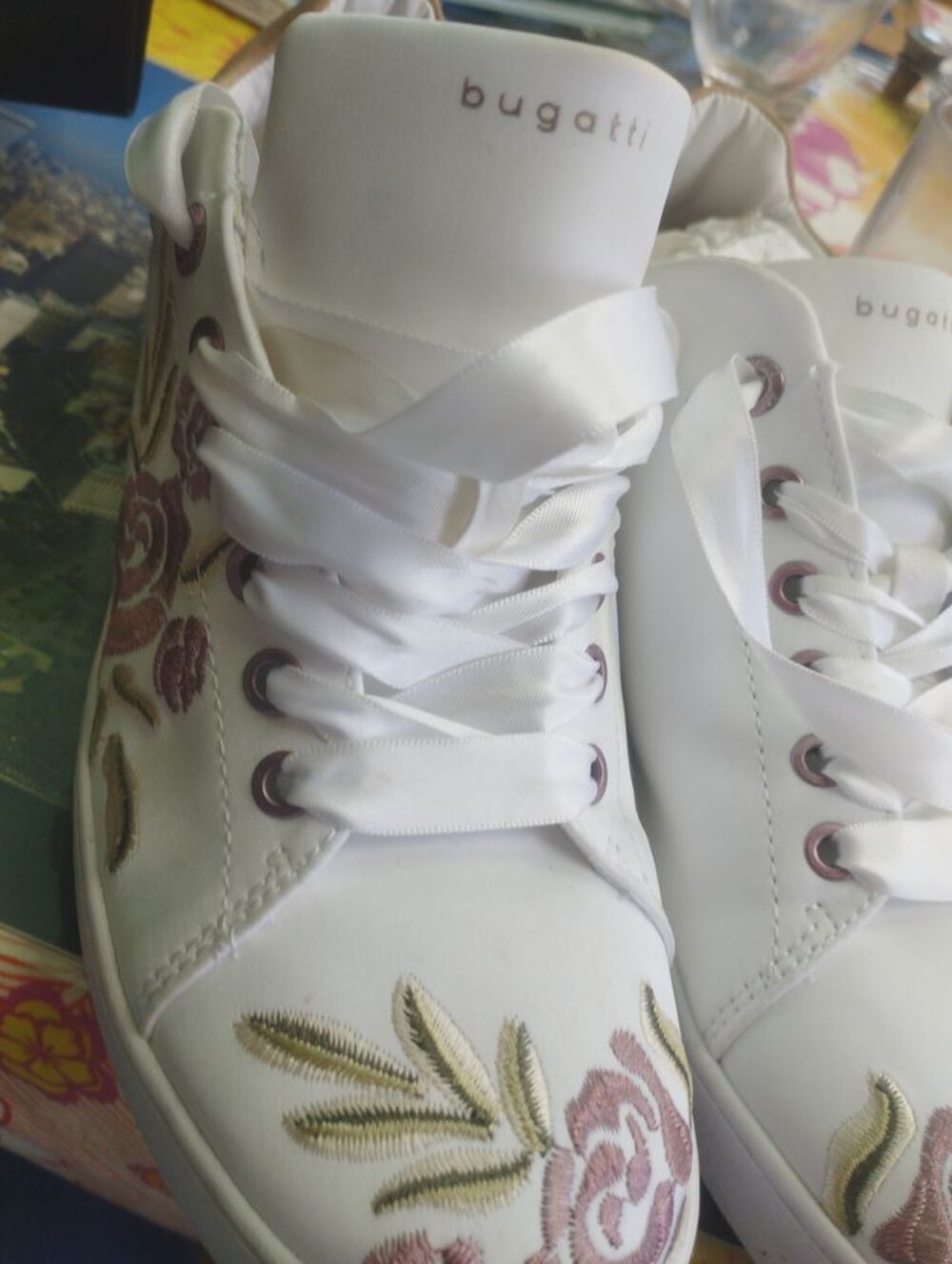 Basket neuve du 38 pour femme au plus offrant Chaussures