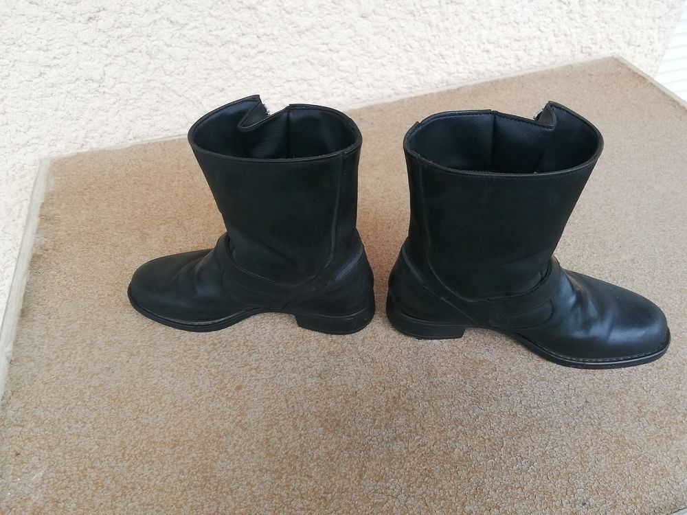 Bottes femme en cuir Chaussures