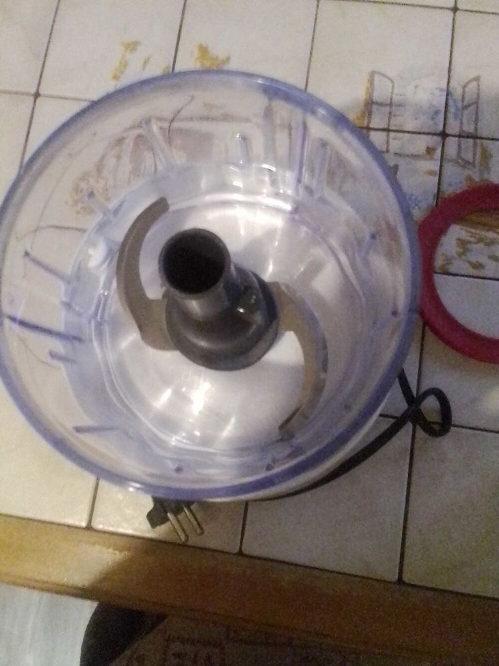 broyeur Moulinex pour persil hach&eacute;, oignons,ail,ex.. Electroménager