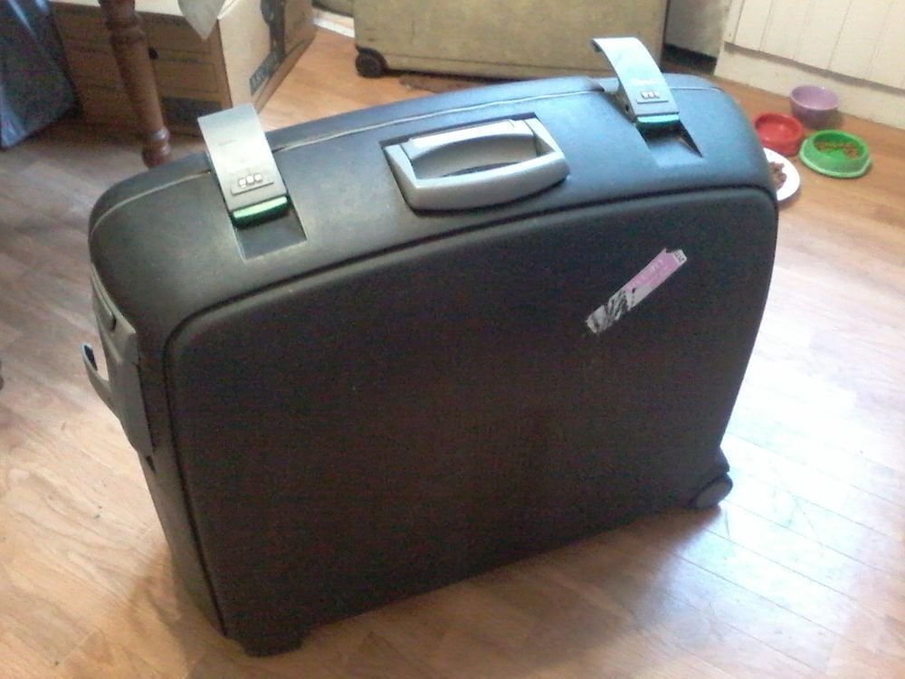 Valise rigide taille moyenne Maroquinerie